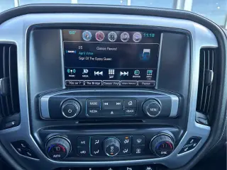 GMC Sierra 1500 2018 4x4 SLT 4dr Crew Cab 5.8 ft. SB