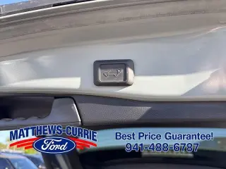 Toyota RAV4 2023 XLE Premium 4dr SUV