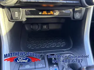 Toyota RAV4 2023 XLE Premium 4dr SUV