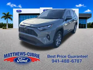 Toyota RAV4 2023 XLE Premium 4dr SUV