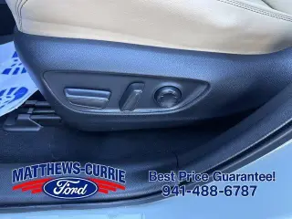 Toyota RAV4 2023 XLE Premium 4dr SUV