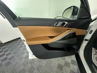 2023 BMW X6