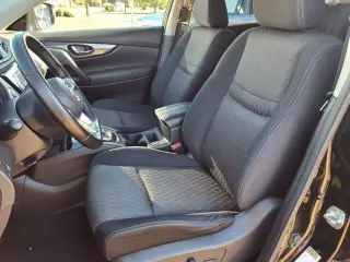 Nissan Rogue 2018 AWD SV 4dr Crossover