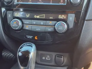 Nissan Rogue 2018 AWD SV 4dr Crossover