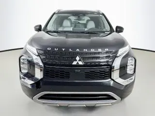 Mitsubishi Outlander 2023 AWD SEL SUV 4 puertas