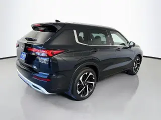 Mitsubishi Outlander 2023 AWD SEL SUV 4 puertas