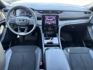 Jeep Grand Cherokee L 2025 4x2 Altitud 4dr SUV