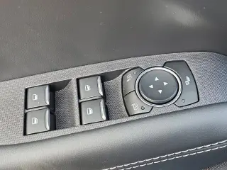 Ford Mustang Mach-E 2025 AWD Select 4dr SUV
