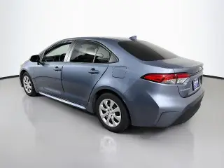 Toyota Corolla 2024 LE 4dr Sedán