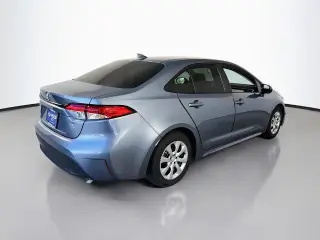 Toyota Corolla 2024 LE 4dr Sedán