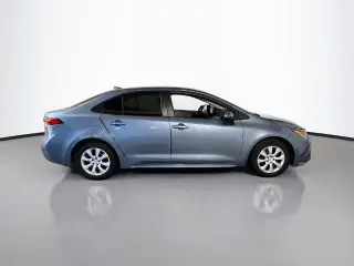 Toyota Corolla 2024 LE 4dr Sedán