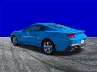 Ford Mustang 2024 EcoBoost 2dr Fastback