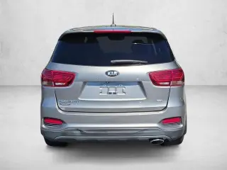 Kia Sorento 2019 L 4 SUV