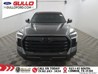Toyota Tundra 2025 4x2 SR5 4dr Cabina CrewMax Camioneta SB