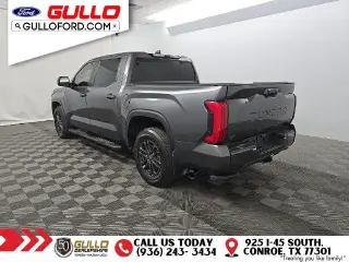 Toyota Tundra 2025 4x2 SR5 4dr Cabina CrewMax Camioneta SB