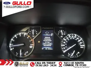 Toyota Tundra 2025 4x2 SR5 4dr Cabina CrewMax Camioneta SB
