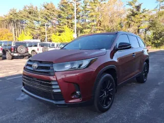 Toyota Highlander 2019 AWD SE 4dr SUV