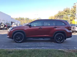 Toyota Highlander 2019 AWD SE 4dr SUV