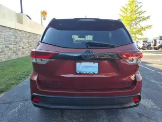 Toyota Highlander 2019 AWD SE 4dr SUV