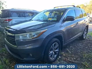 Toyota Highlander 2015 AWD XLE 4dr SUV