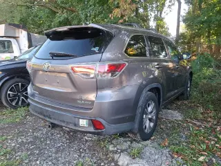 Toyota Highlander 2015 AWD XLE 4dr SUV