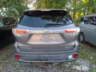 Toyota Highlander 2015 AWD XLE 4dr SUV