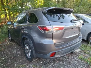 Toyota Highlander 2015 AWD XLE 4dr SUV