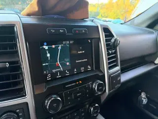 Ford F-150 2018 4x4 Lariat 4dr SuperCrew 5.5 ft. SB