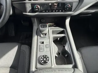 Nissan Pathfinder 2025 AWD S 4dr SUV