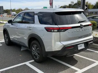 Nissan Pathfinder 2025 AWD S 4dr SUV