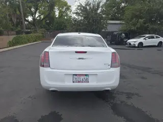 Chrysler 300 2014 S 4dr Sedán