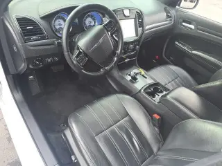 Chrysler 300 2014 S 4dr Sedán