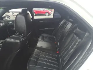 Chrysler 300 2014 S 4dr Sedán