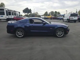 Ford Mustang 2012 GT Premium 2dr Fastback