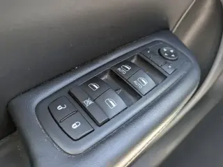 Chrysler 200 2017 Limited 4dr Sedán
