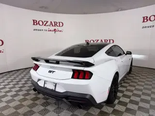 Ford Mustang 2024 GT Premium Fastback 2 puertas