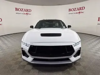 Ford Mustang 2024 GT Premium Fastback 2 puertas