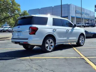 Ford Expedition 2023 4x2 Platinum 4dr SUV
