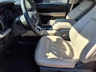 Ford Expedition 2024 4x2 XLT 4dr SUV