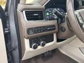 GMC Yukon 2022 4x4 Denali 4dr SUV