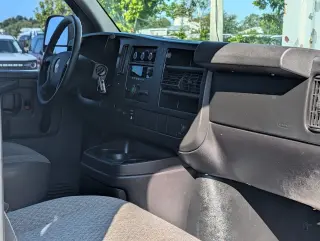 Chevrolet Express 2011 2500 3dr Cargo Van w/ 1WT