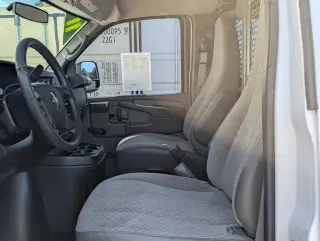 Chevrolet Express 2011 2500 3dr Cargo Van w/ 1WT