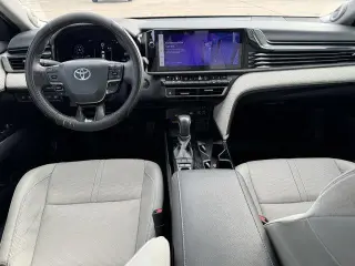 Toyota Camry 2025 LE 4dr Sedán