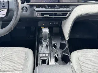 Toyota Camry 2025 LE 4dr Sedán