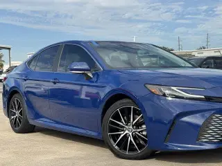 Toyota Camry 2025 LE 4dr Sedán
