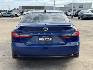 Toyota Camry 2025 LE 4dr Sedán