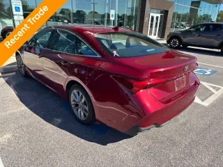 Toyota Avalon 2020 XLE 4dr Sedán