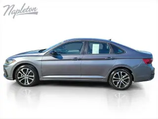 Volkswagen Jetta 2025 Sport 4dr Sedán
