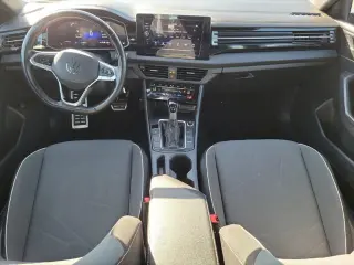 Volkswagen Jetta 2025 Sport 4dr Sedán