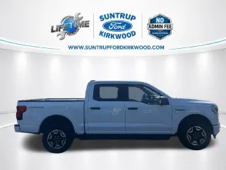 Ford F-150 Lightning 2023 AWD XLT 4dr SuperCrew 5.5 ft. SB